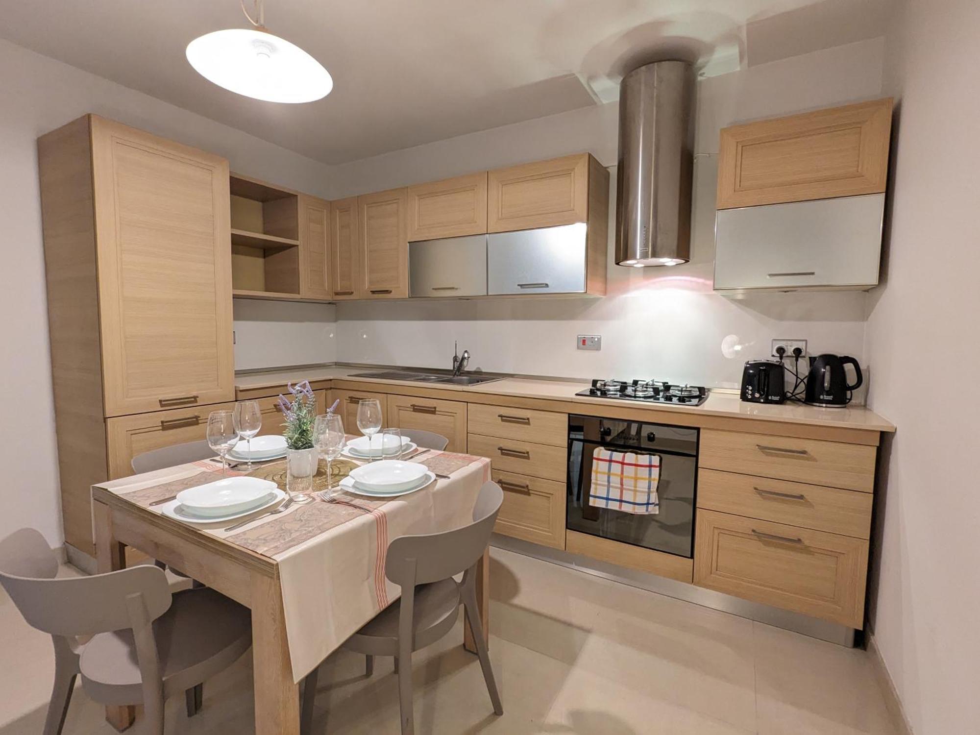 Sweetholidays Malta Appartement Sliema Buitenkant foto