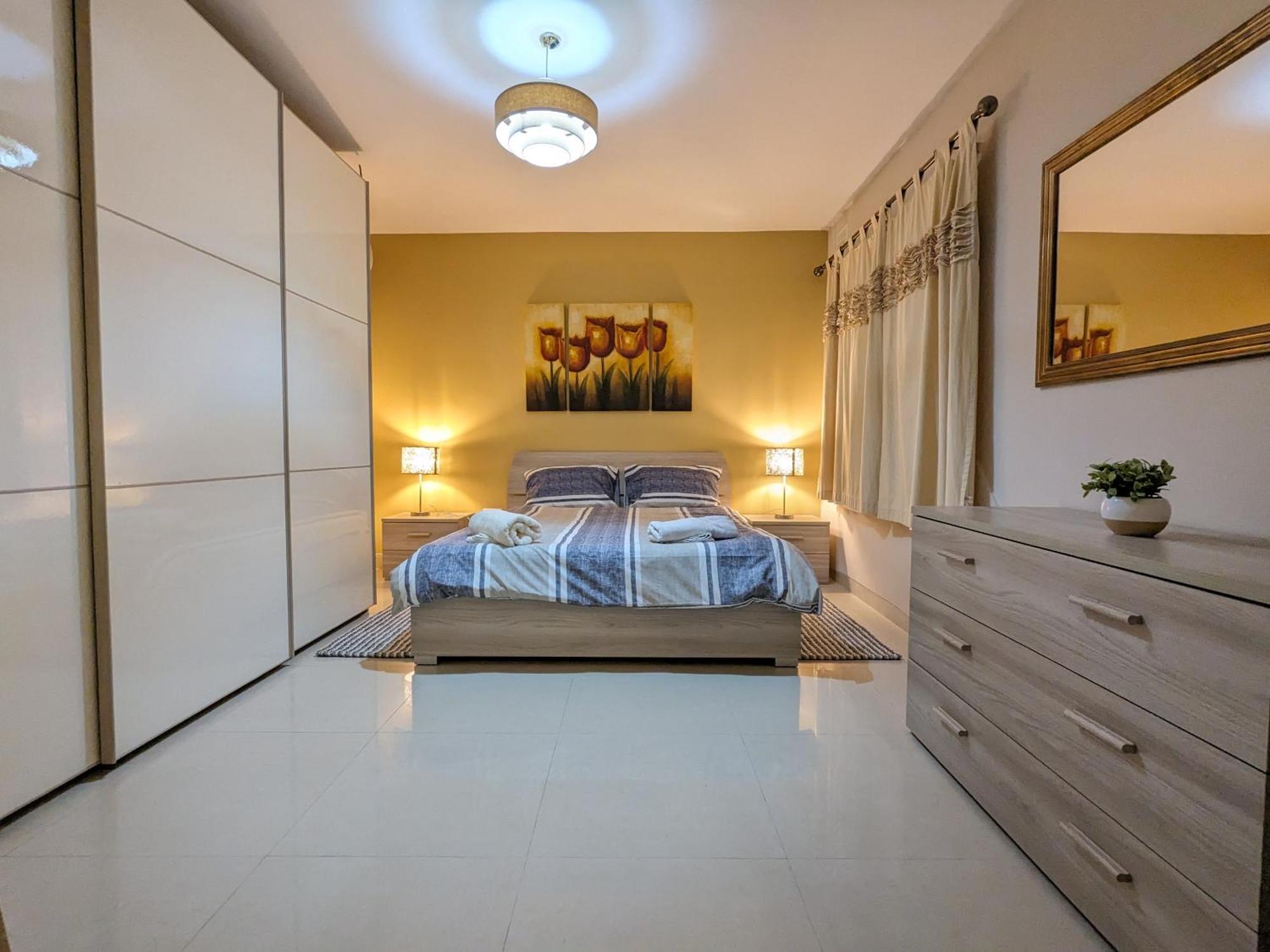 Sweetholidays Malta Appartement Sliema Buitenkant foto